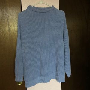 American Eagle women’s light blue sweater size M!